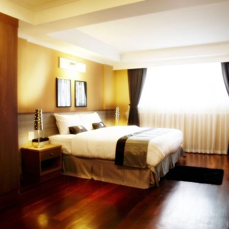 โพสต์ 43 เรสซิเดนส์ Hotel กรุงเทพมหานคร ภายนอก รูปภาพ