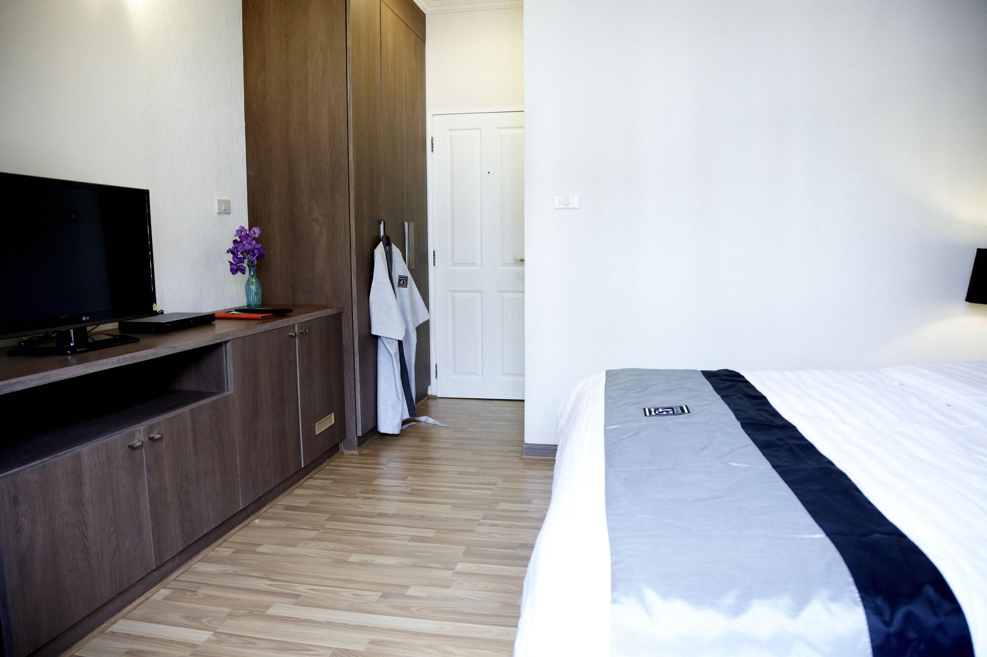 โพสต์ 43 เรสซิเดนส์ Hotel กรุงเทพมหานคร ภายนอก รูปภาพ